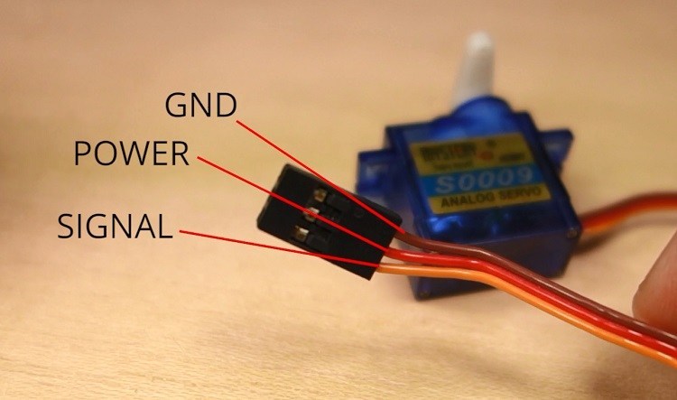 如何使用<b class='flag-5'>IC555</b><b class='flag-5'>控制</b>伺服电机的方向