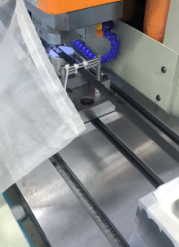 麥拉片沖床現場#機械制造 