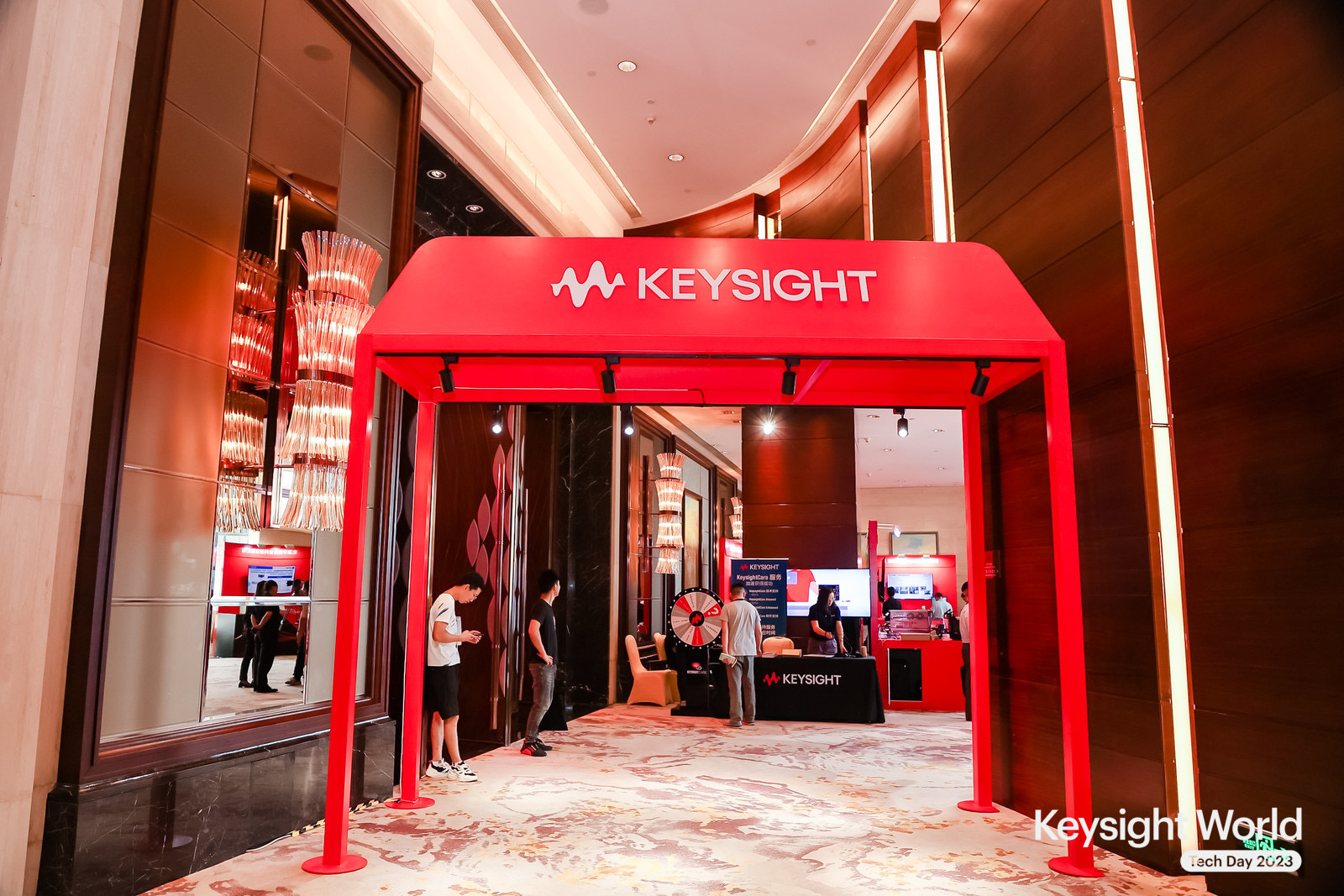 Keysight World 2023 | 是德科技品牌色调、前沿科技的电磁波<b class='flag-5'>扑面而来</b>