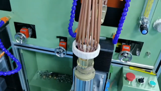 双工位分配器感应钎焊#分配器焊接
 