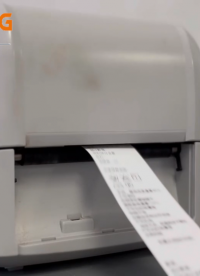 快速打印水洗标的打印机，不粘带耐水洗耐高温材料，标配带切刀