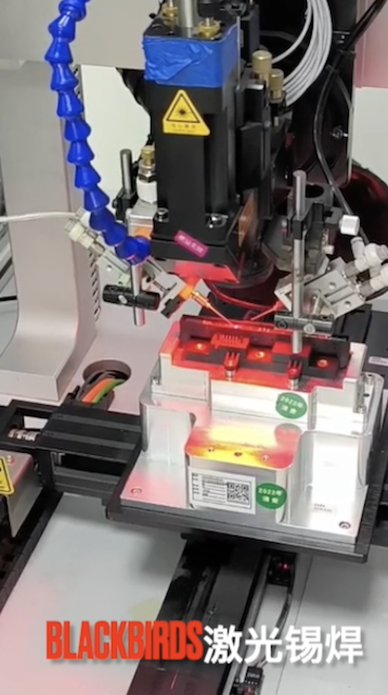 标准恒温激光焊锡机器人实际生产真实视频# 激光焊锡机
# 激光锡焊设备
# 自动锡焊机器人
# 自动焊锡机