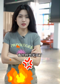 穩(wěn)石機(jī)器人的無人叉車解決高負(fù)載的復(fù)雜場(chǎng)景，可自主避障，實(shí)現(xiàn)多層堆高# 無人叉車# 穩(wěn)石機(jī)器人# 托盤搬運(yùn)車