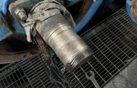 双吸中开泵轴轴承位磨损用这方法维修，修复周期短，精度还高，推荐！