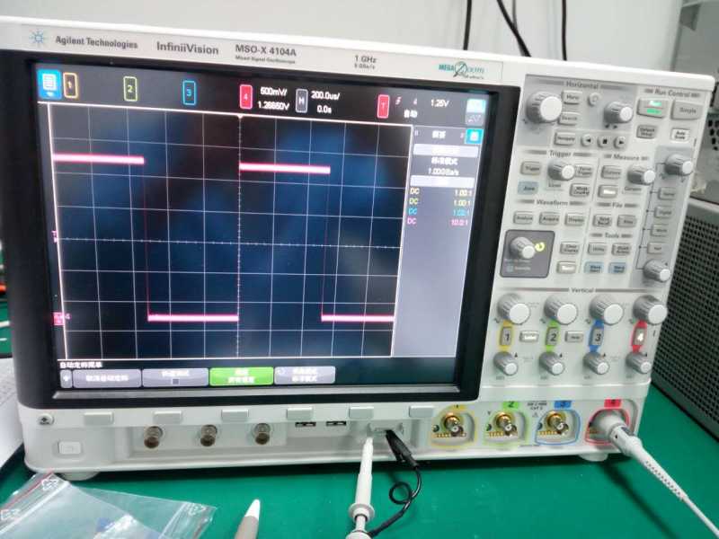 MSOX4104A示波器.jpg