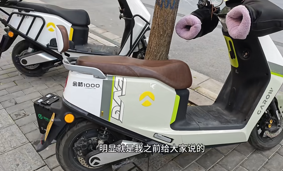 外賣小哥金箭金剛1000plus<b class='flag-5'>電動(dòng)車</b><b class='flag-5'>換</b>60v170a鋰電池真實(shí)上路情況