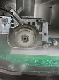 陶瓷氧化鋁基板切割，高精度劃切#博捷芯 半導體劃片機，行業高端芯片切割機制造商