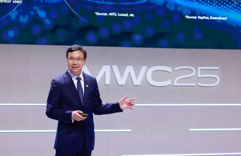 AI井噴引爆<b class='flag-5'>MWC2025</b>！智能網(wǎng)絡(luò)和終端大變革！