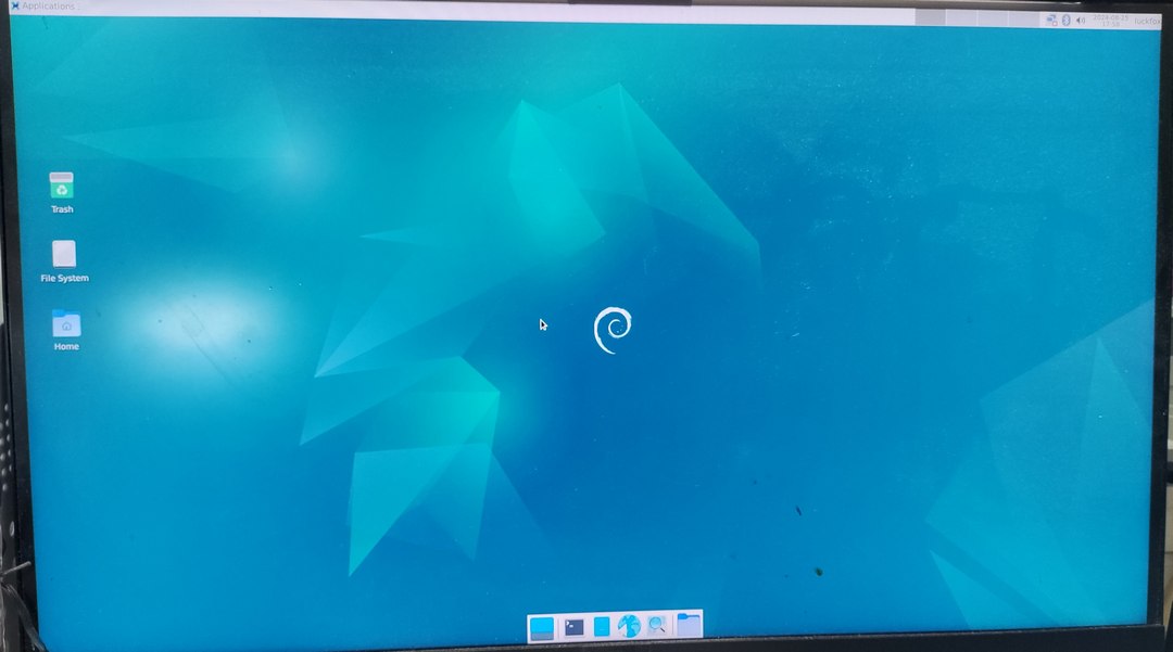 desktop.jpg