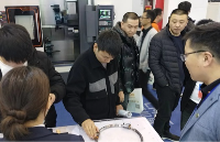 弧形導軌在<b class='flag-5'>3C</b>生產線中有哪些優勢？
