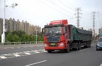 啟源芯動力CTB電池破解全國首個電動子母<b class='flag-5'>車</b>難題，電動重卡運輸媒體降本25%創效益