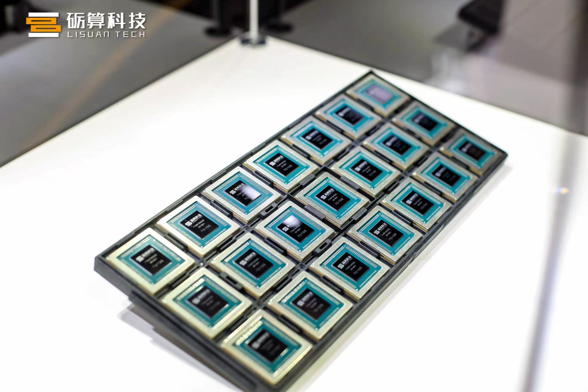 國產(chǎn)真<b class='flag-5'>自</b><b class='flag-5'>研</b>高性能圖形 GPU 重磅<b class='flag-5'>發(fā)布</b>：跑分超 RTX4060，暢玩《黑神話?悟空》