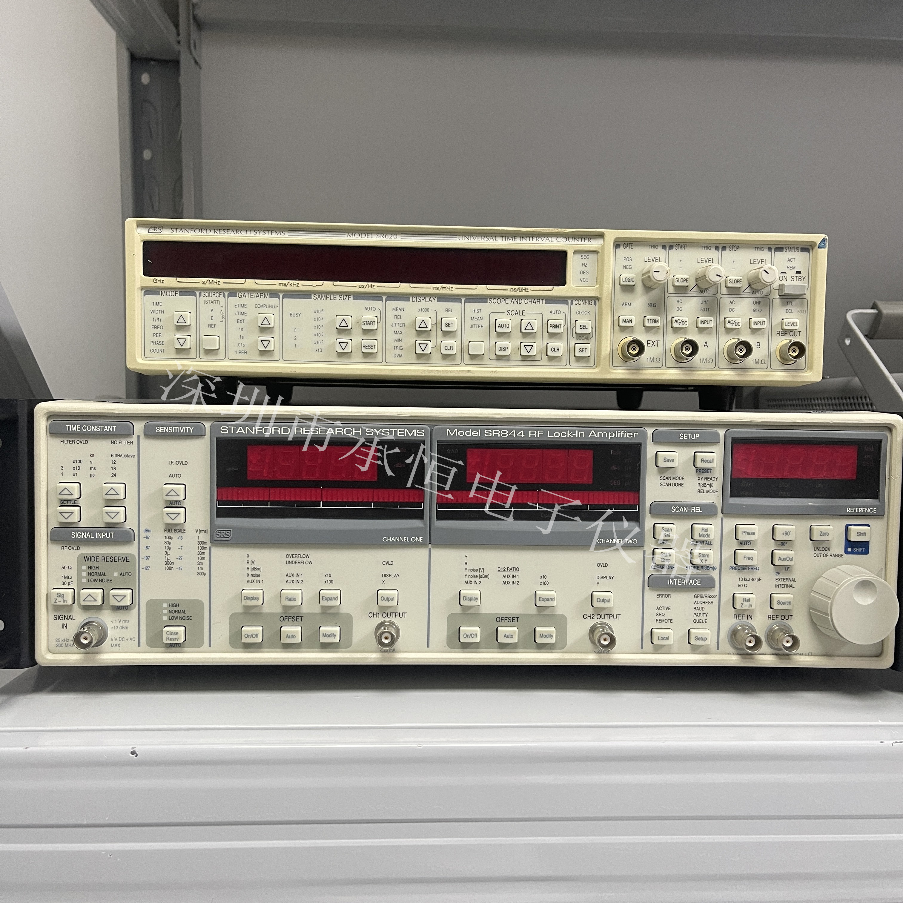 SR844 SR620 (4).jpg