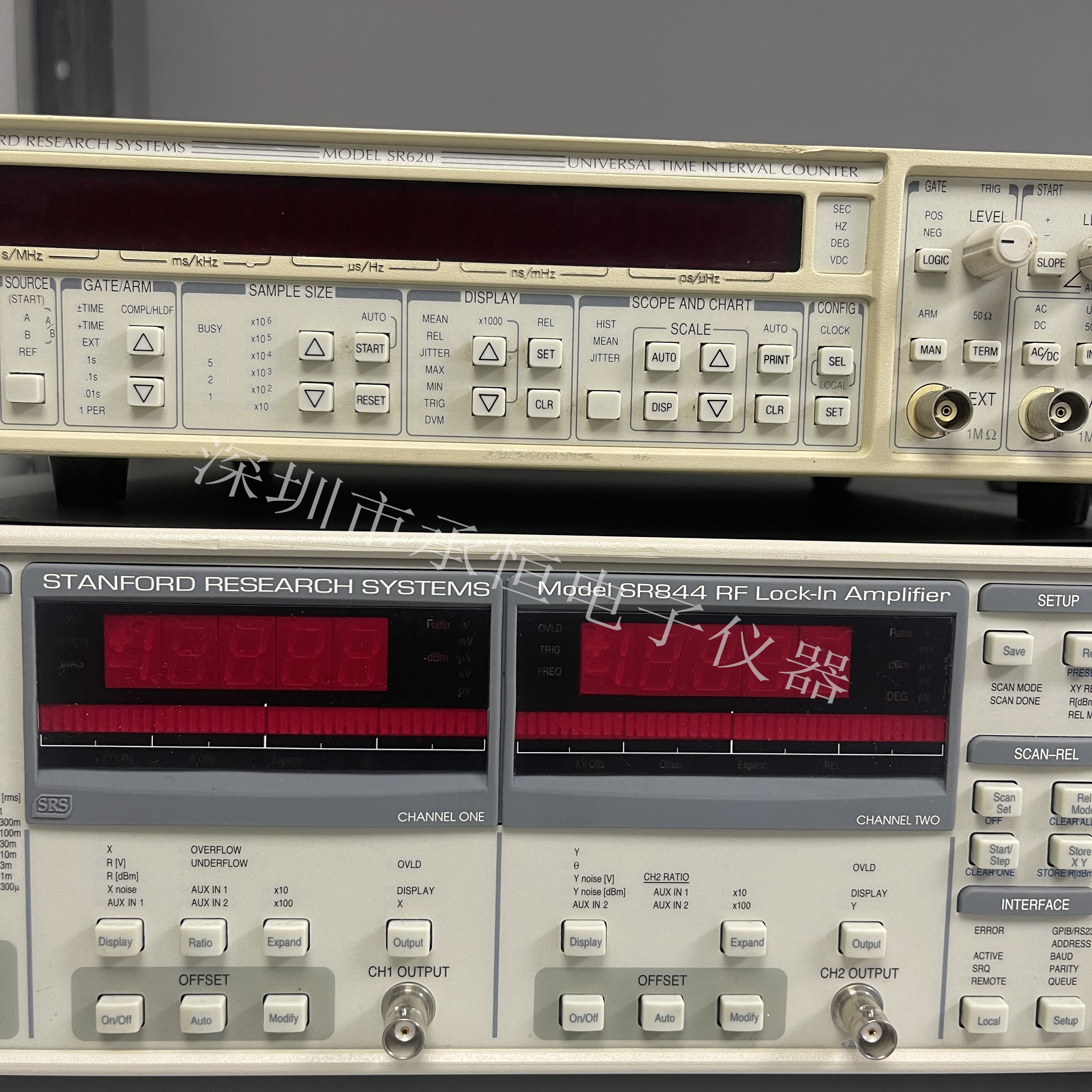 SR844 SR620 (3).jpg