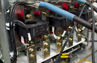 芯森電子CM4A霍爾閉環(huán)電流傳感器在機(jī)車牽引系統(tǒng)中的應(yīng)用實(shí)例解析