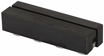 Eaton 的 CLB1108-4-50TR-R 4 x 50 nH 耦合電感器