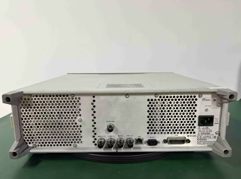 <b class='flag-5'>信號</b>模擬的里程碑：<b class='flag-5'>安捷倫</b><b class='flag-5'>E</b>4428C ESG矢量<b class='flag-5'>信號</b><b class='flag-5'>發(fā)生器</b>深度解析
