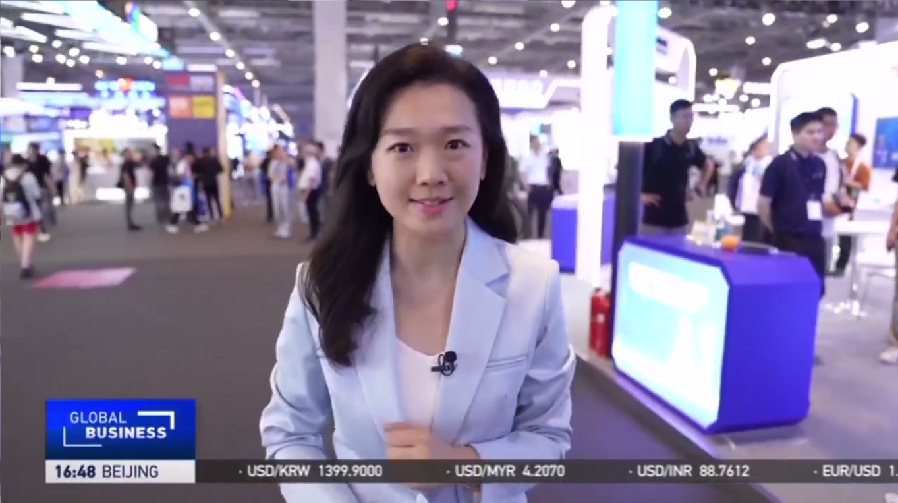 2025工博會(huì)，鴻道Intewell操作系統(tǒng)受到中國(guó)國(guó)際電視臺(tái)CGTN采訪# #上海工博會(huì) 