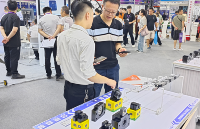 絲桿支撐座在實驗室場景中的核心作用