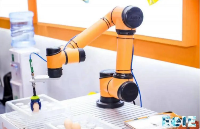 3C 電子 / 汽車 / 物流與新零售：協(xié)作機械臂的三大行業(yè)落地范式