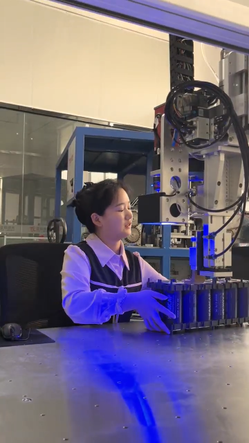 振鏡式激光焊接機(jī)，專(zhuān)為電池而生！#新能源電池 #激光焊接 #激光焊 #源頭廠家 #自動(dòng)化 