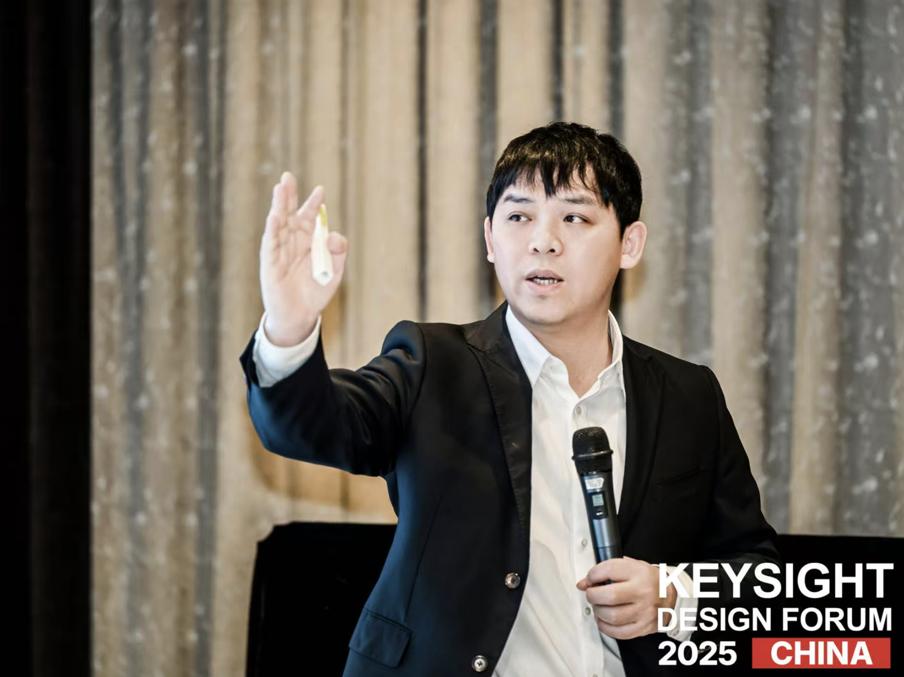 AI + 仿真双轮驱动,KDF 2025 解锁电子设计新范式 :从高速互连到 6G 的全场景突破