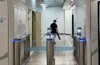 <b class='flag-5'>攝像頭</b>與開(kāi)關(guān)異常？刷臉門禁閘機(jī)的常見(jiàn)故障及解決技巧