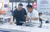 <b class='flag-5'>微型</b><b class='flag-5'>導(dǎo)軌</b>如何避開精度虛標與壽命虛高問題