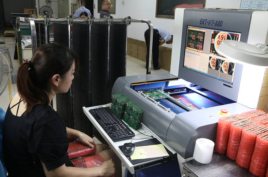 <b class='flag-5'>思</b><b class='flag-5'>奧</b><b class='flag-5'>特</b><b class='flag-5'>智能</b><b class='flag-5'>機(jī)器</b><b class='flag-5'>視覺(jué)</b><b class='flag-5'>光源</b>：以光為筆，繪就工業(yè)檢測(cè)新圖景