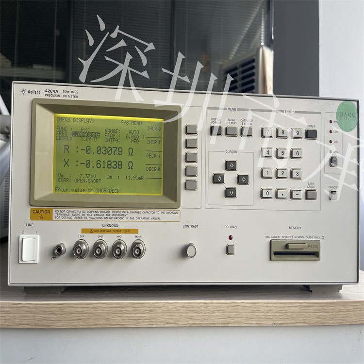 <b class='flag-5'>Agilent</b> 4284<b class='flag-5'>A</b> <b class='flag-5'>精密</b><b class='flag-5'>LCR</b>表：元器件阻抗測量的經(jīng)典基準(zhǔn)