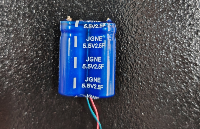 <b class='flag-5'>3000</b><b class='flag-5'>法拉</b><b class='flag-5'>電容</b>能當電池使用嗎為什么？