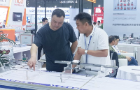 <b class='flag-5'>微型</b><b class='flag-5'>導(dǎo)軌</b>高精度與<b class='flag-5'>智能化</b>雙輪驅(qū)動(dòng)