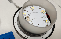 <b class='flag-5'>無(wú)線</b><b class='flag-5'>充電</b>燈怎么<b class='flag-5'>充電</b>