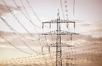 无线倾角传感器在钢结构杆塔监测中的应用：为高空设施提供亚毫米级安全预警