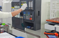 技術(shù)前沿：超聲切割在醫(yī)用高分子<b class='flag-5'>材料</b><b class='flag-5'>加工</b>中的潛力分析