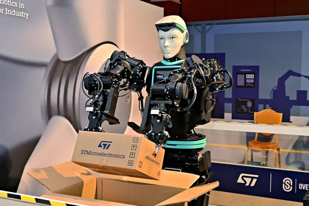 意法半导体在CES上点燃创新引擎，展出帕加尼Utopia跑车和机器人