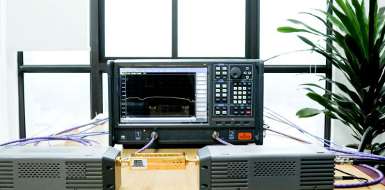 110GHz<b class='flag-5'>矢量</b><b class='flag-5'>網絡分析儀</b><b class='flag-5'>測試</b>系統針對110G波導耦合器的<b class='flag-5'>測試</b><b class='flag-5'>實例</b>分享