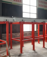 全自動(dòng)裝車機(jī)安裝現(xiàn)場(chǎng)線體已安裝好馬上機(jī)械手也可就位