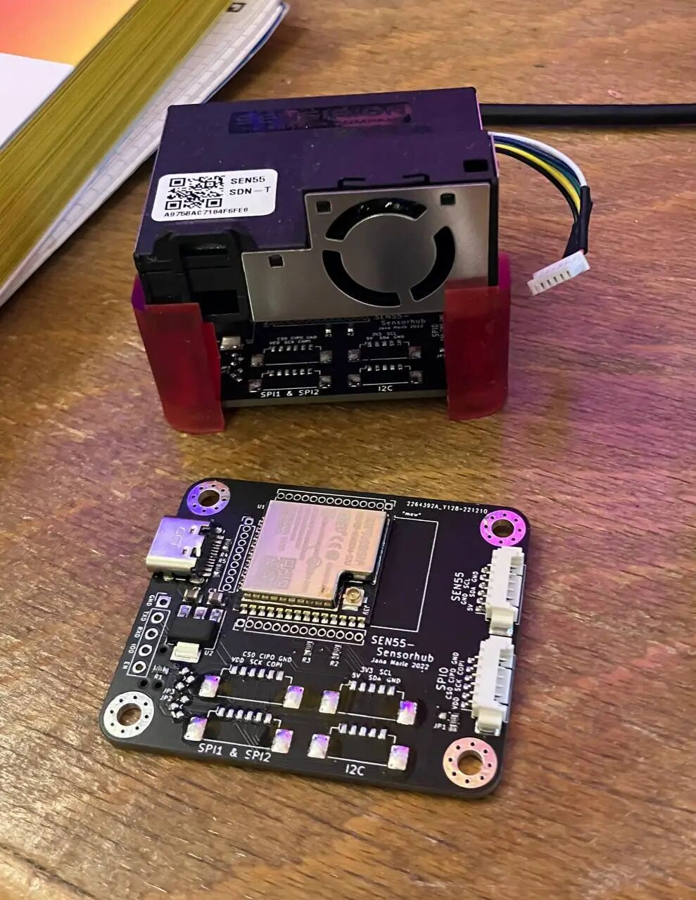 基于ESP32的环境传感器集线器开源项目介绍