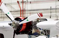 基于多類型電機的起動發電機負載突變穩壓控制：技術譜系、性能邊界與未解難題
