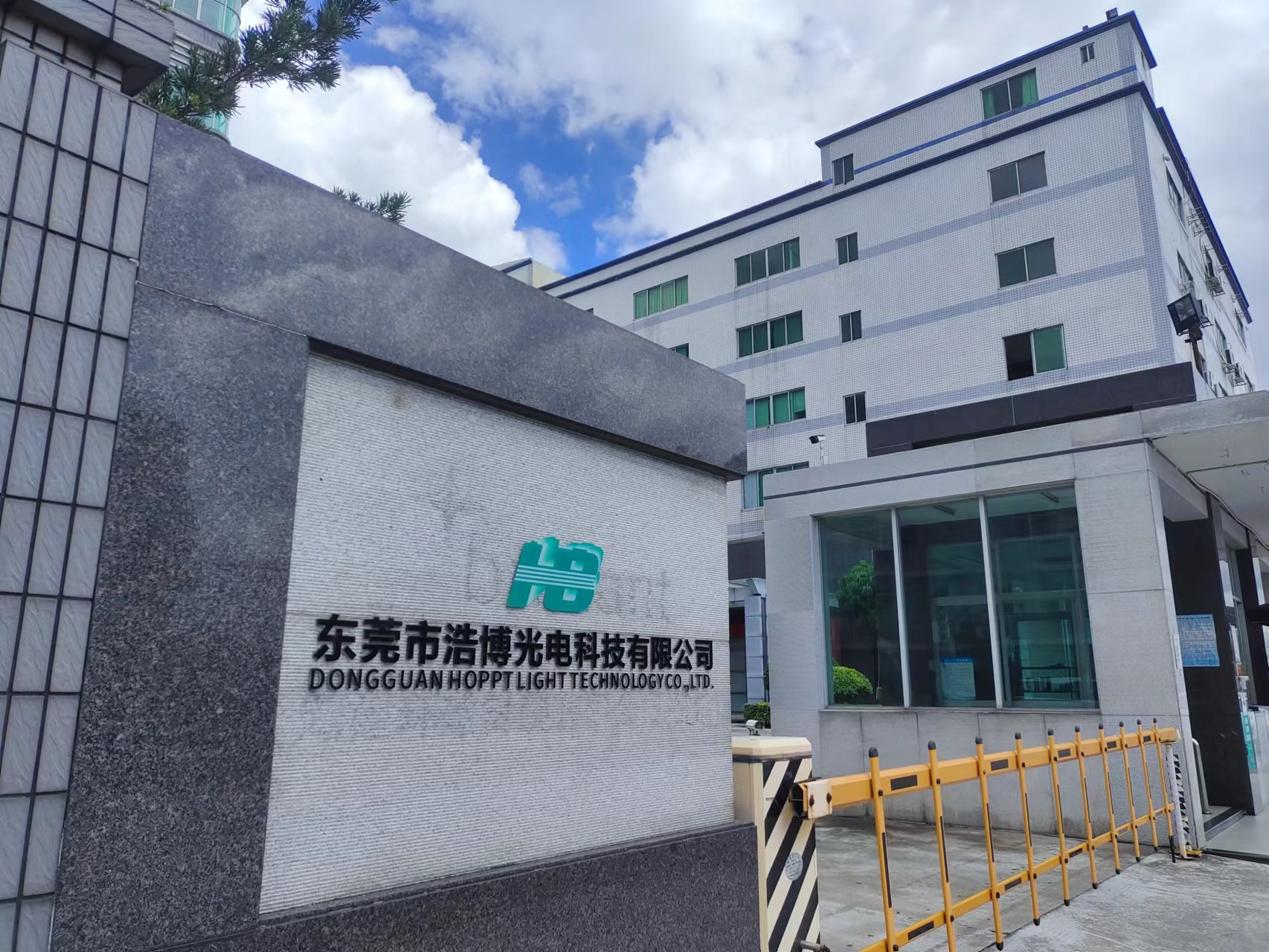 120V高壓鋰電池是什么？中壓動力系統(tǒng)應(yīng)用與設(shè)計解析