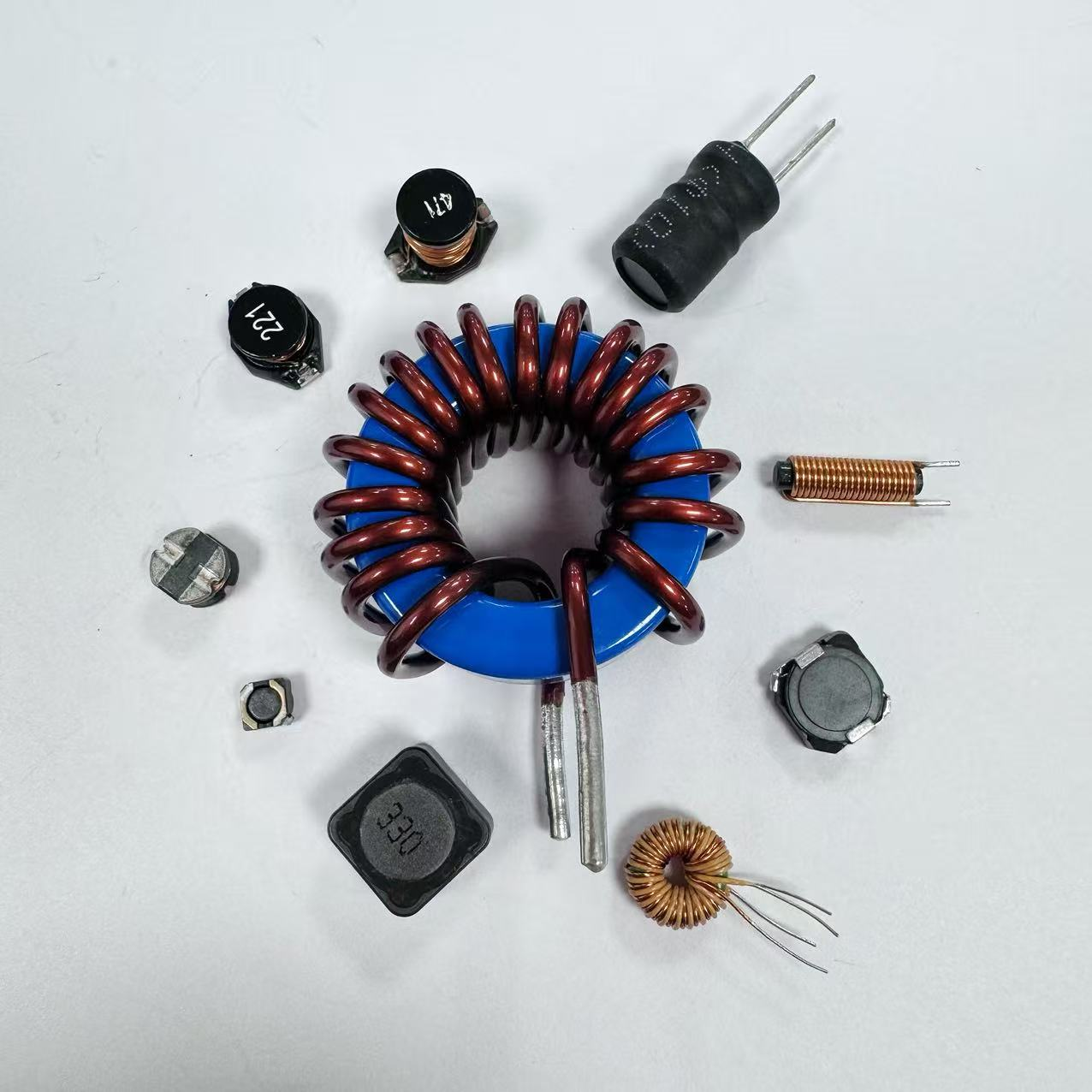 貼片電感與磁環(huán)電感選型指南
