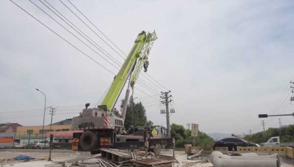 感应取电免停电部署，高压线路主动防外破预警