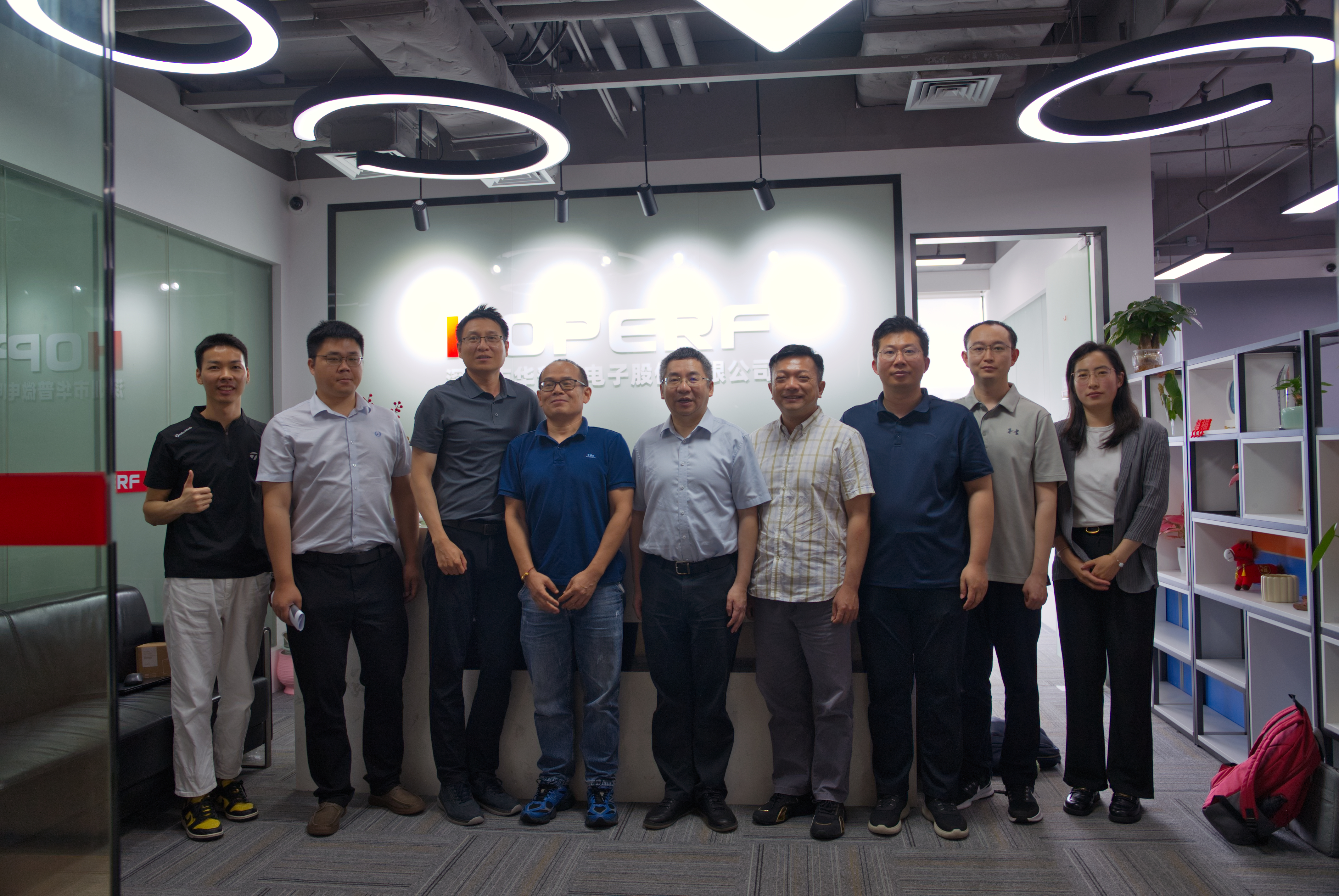 聚力产研融合，共谋科创新篇 | <b class='flag-5'>东南大学</b>金石教授一行莅临华普微考察交流