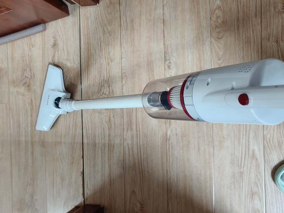手持吸尘器