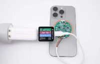 iPhone充电“隐形杀手”？拆解25W无线充背后的损耗真相与苹果的“发热攻防战”